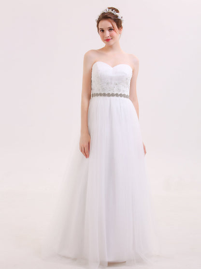 Vestido de Novia de Tul con Escote en Forma de Corazón y Cinturón Perlado Blanco