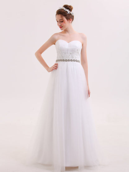 Vestido de Novia de Tul con Escote en Forma de Corazón y Cinturón Perlado Blanco