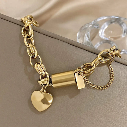 Valerie | Pulsera Chic con Diseño de Corazón