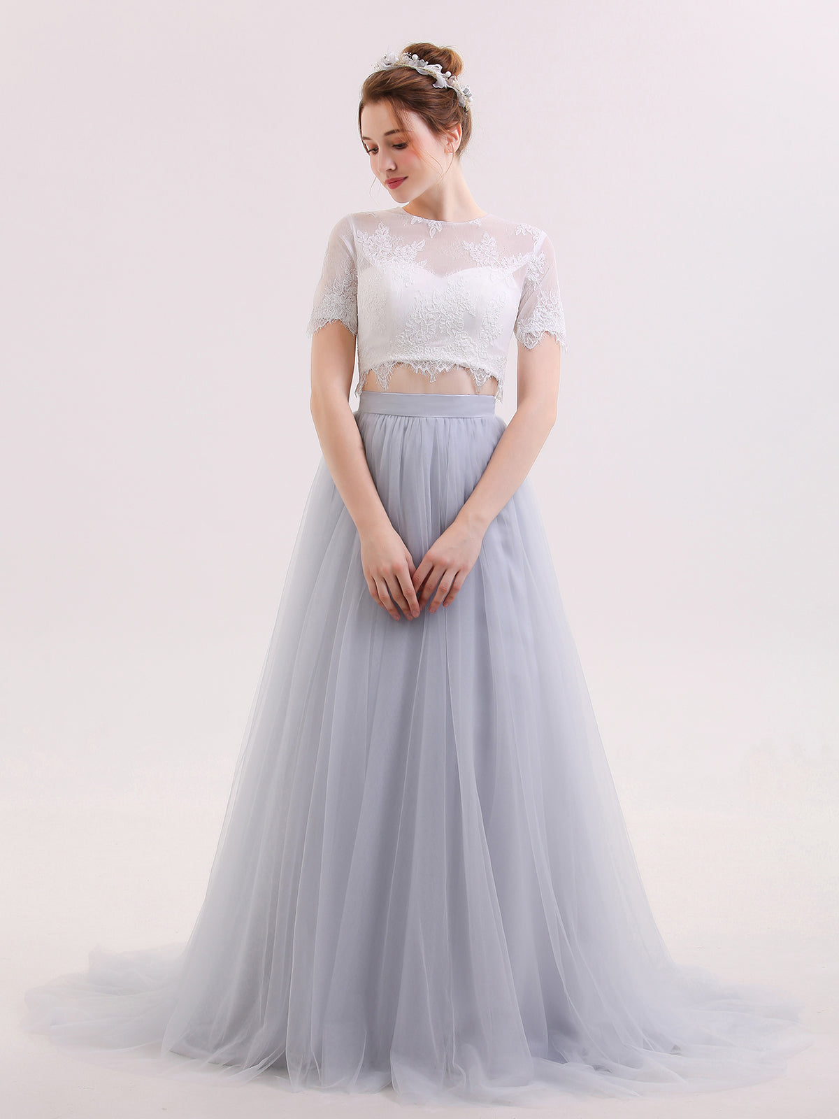 Vestido de Novia de Dos Piezas con Mangas Medias en Color Plateado