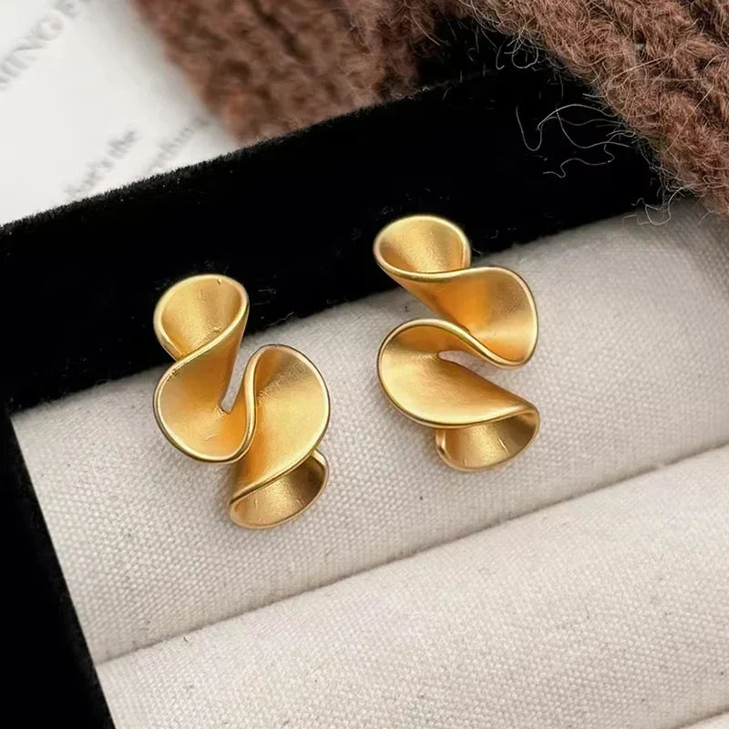Aretes con Diseño de Flor