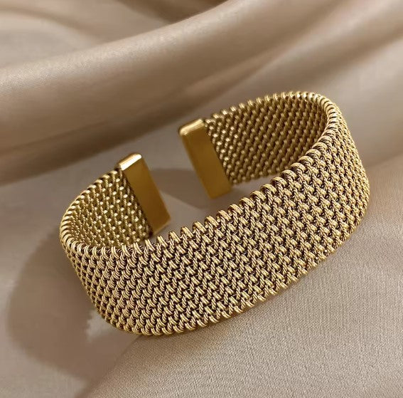 Trenzada Calada Pulsera