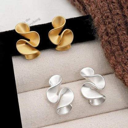 Aretes con Diseño de Flor