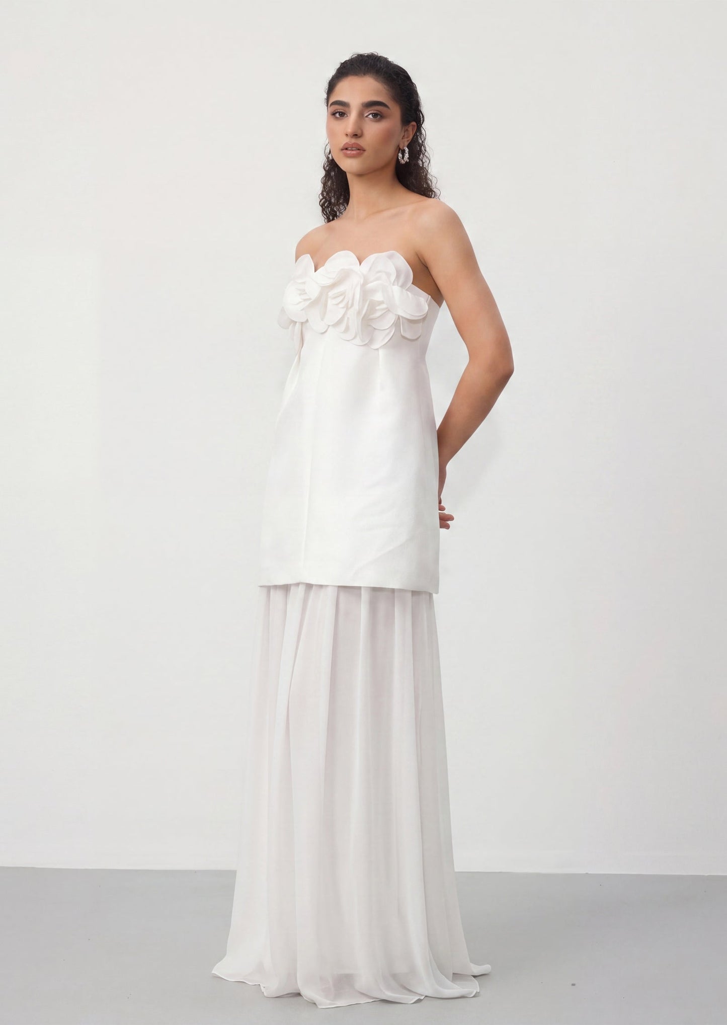Conjunto Maxi Vestido Off Shoulder Tamara en Color Blanco