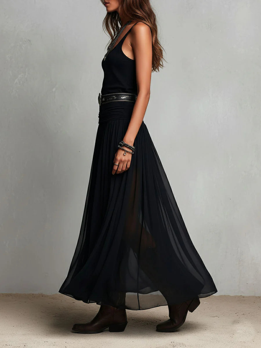 Nora – Blusa Negra con Falda de Tul
