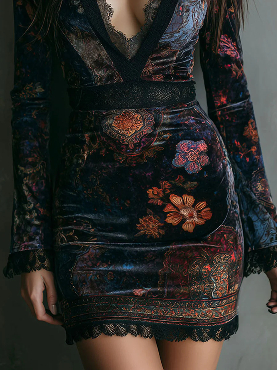 Robe Mini Cintrée en Dentelle avec Motif Floral