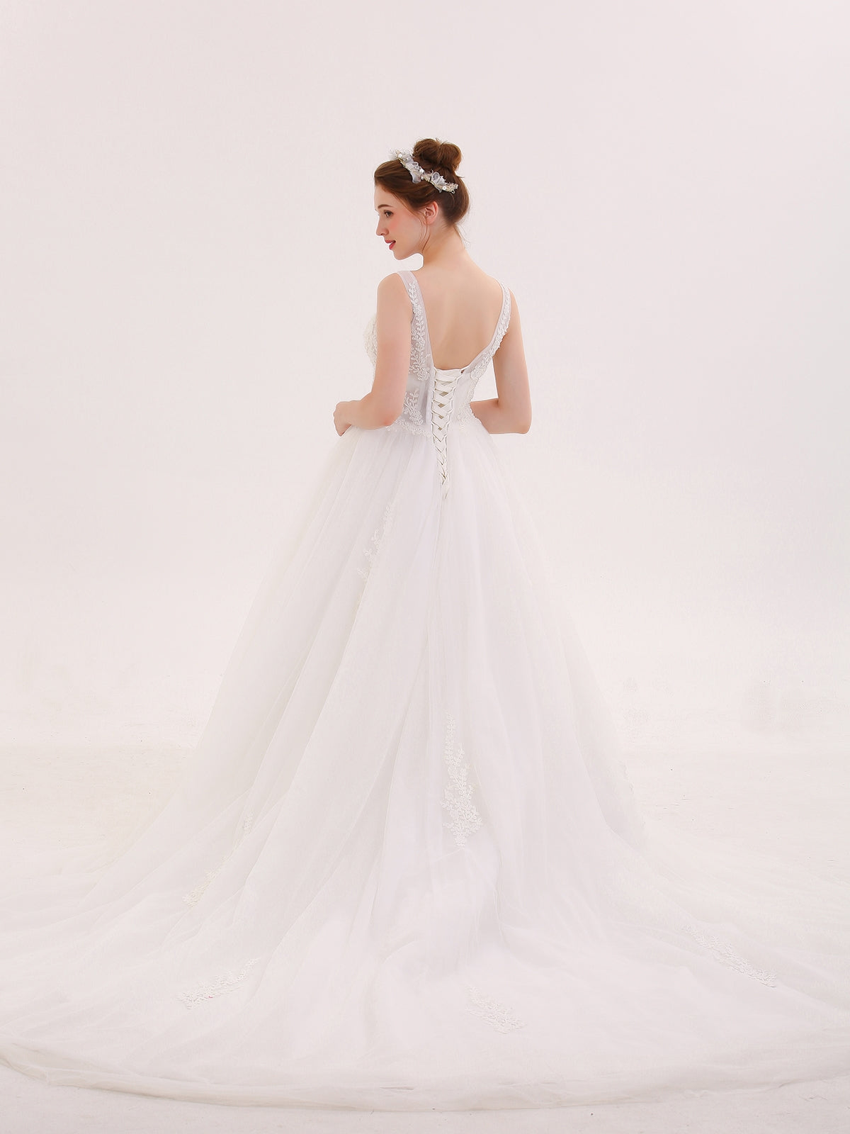 Vestido de Novia Marfil con Escote en V Transparente y Perlado