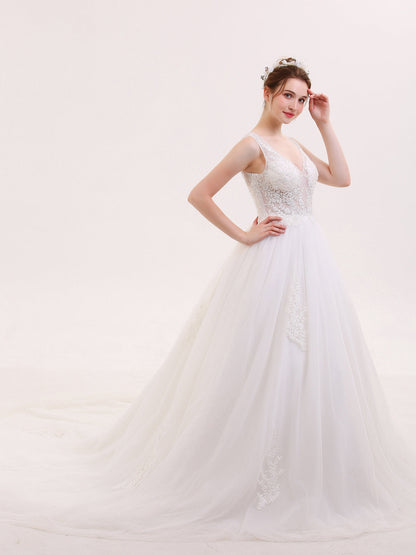 Vestido de Novia Marfil con Escote en V Transparente y Perlado