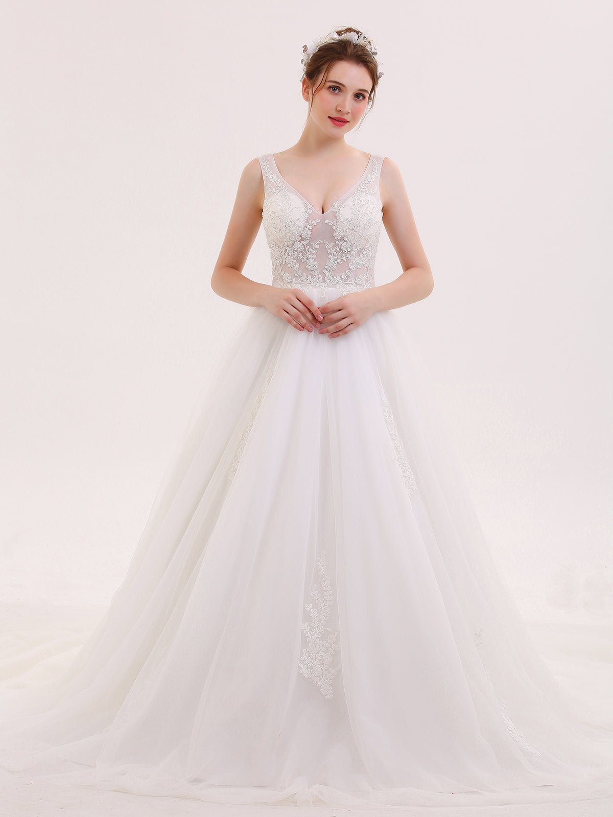 Vestido de Novia Marfil con Escote en V Transparente y Perlado