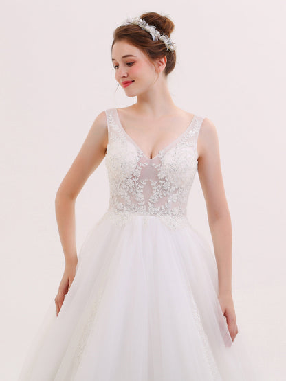Vestido de Novia Marfil con Escote en V Transparente y Perlado