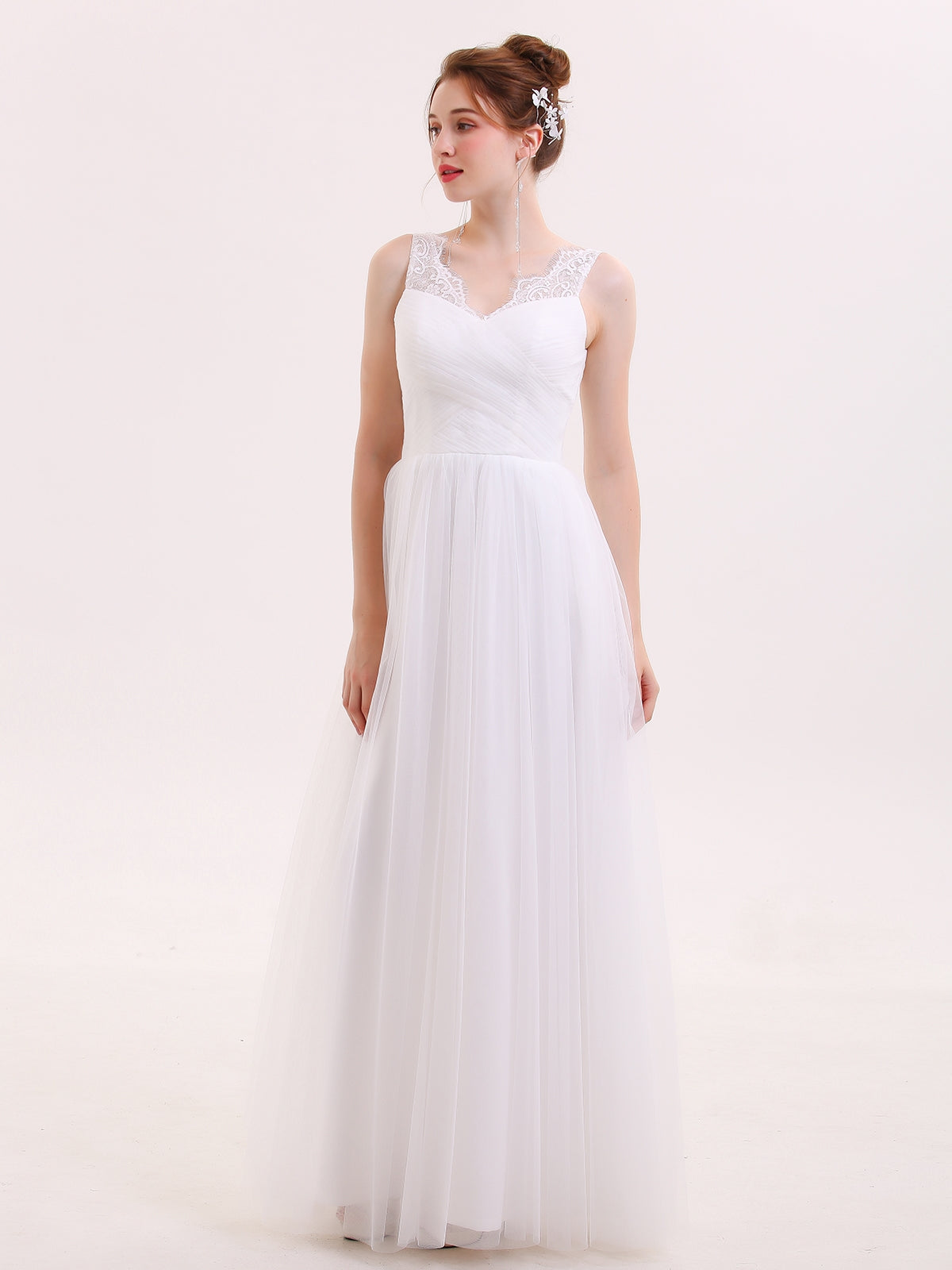 Vestido Largo de Tul con Tirantes de Encaje Blanco